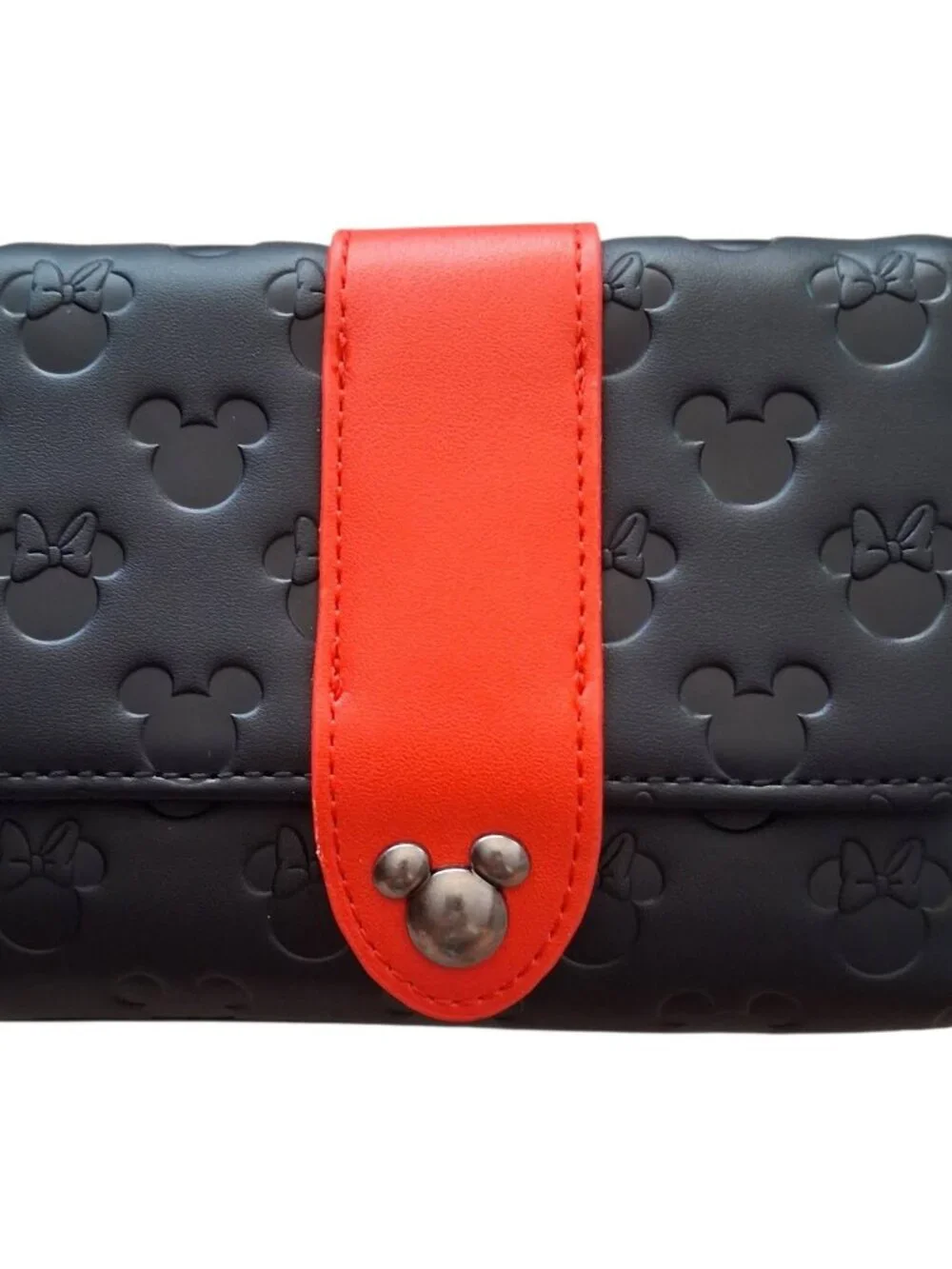 Loungefly Disney Mickey & Minnie Debossed Silhouettes Wallet NEW NWT
